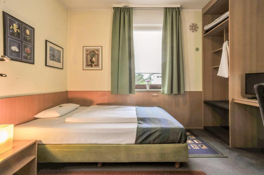 City Hotel Fellbach 24H Check-In 외부 사진