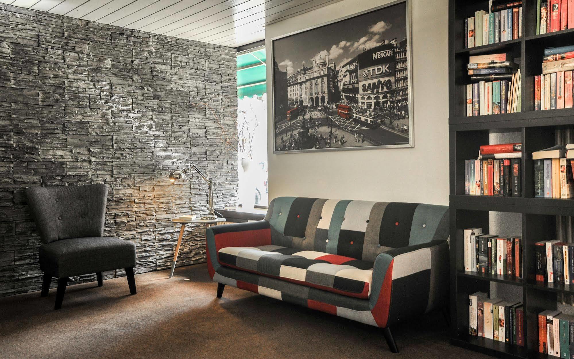 City Hotel Fellbach 24H Check-In 외부 사진